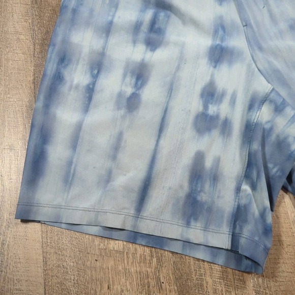 Lululemon Men's Pace Breaker Shorts 9" Blue Size Medium Athletic Gym Linerless - Picture 2 of 15